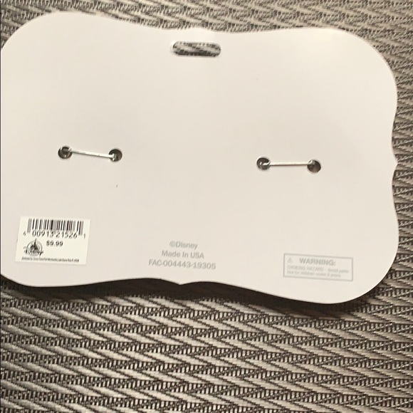 Disney Holiday Button - Picture 4 of 4